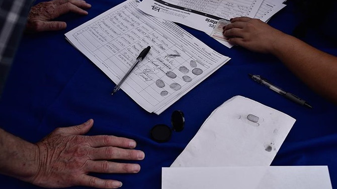 Venezuela'da sembolik referandum