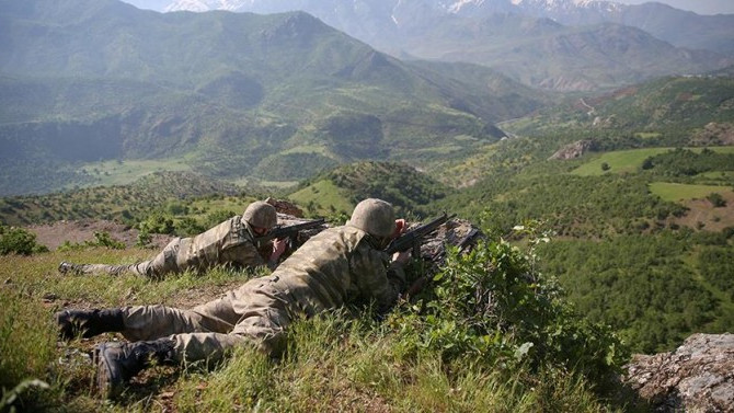 Şırnak'ta üs bölgesine terör saldırısı