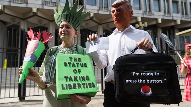 Londra'da Trump protestosu
