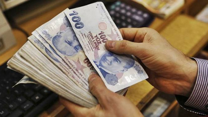 Memurun gözü hükümetin zam teklifinde