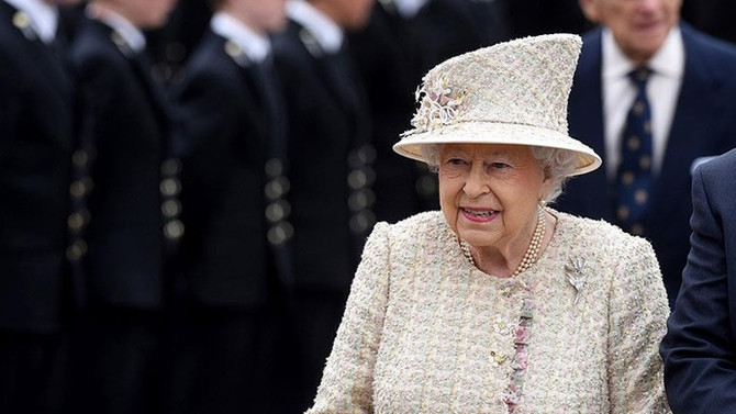 2. Elizabeth'in tahtı bırakacağı iddiası yalanlandı