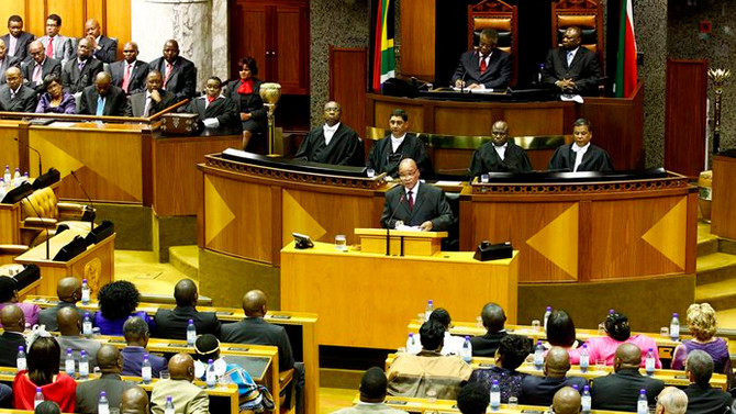 Güney Afrika'da kritik oylama