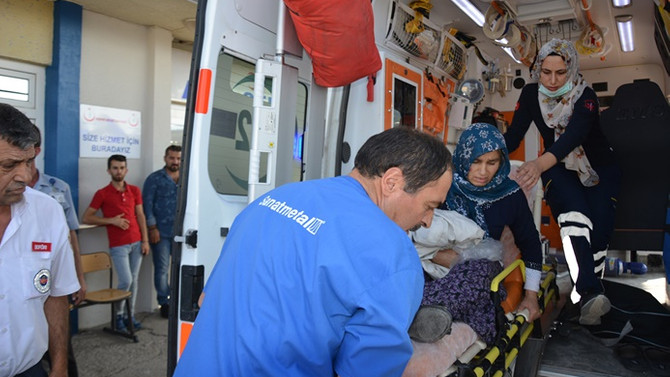 Sivas'ta trafik kazası: 6 yaralı