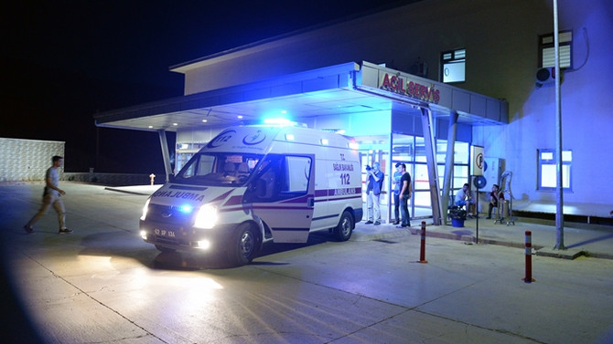 Şemdinli'de patlama: 1 korucu şehit