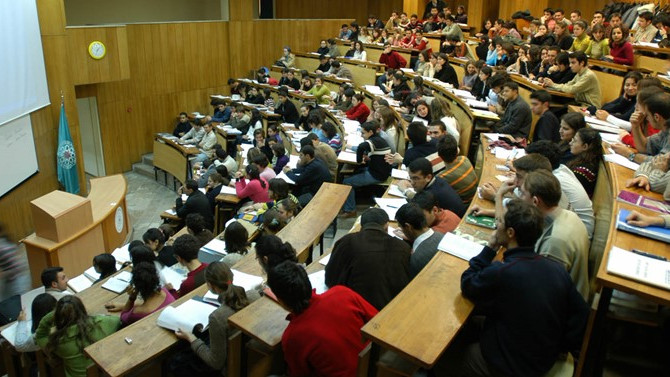 Üç üniversiteye 17 öğretim üyesi alınacak