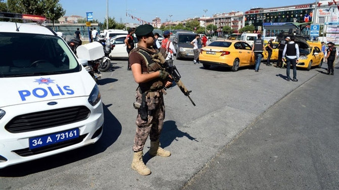 İstanbul'da taksi ve minibüslere denetim