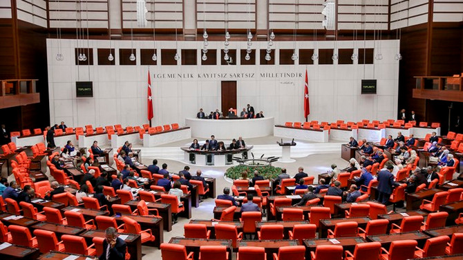 İç tüzük teklifi partilere sunulacak