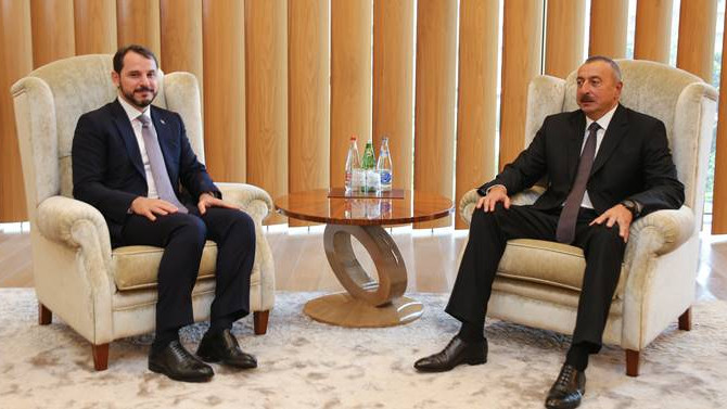 Bakan Albayrak, Aliyev'le görüştü