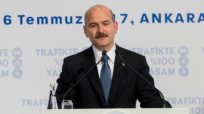 Bakan Soylu’dan ‘saldırganla fotoğraf’ açıklaması