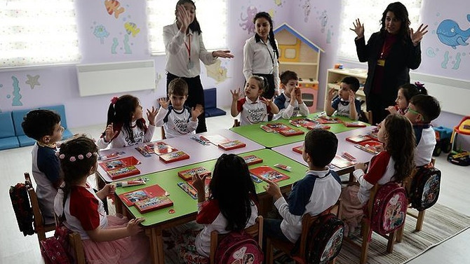 'Okul öncesi eğitimi yaygınlaştırmamız lazım'