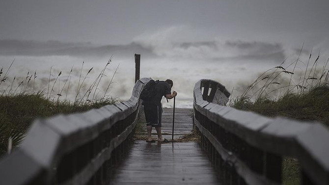 Irma'dan etkilenen Fransız adaları doğal afet bölgesi ilan edildi