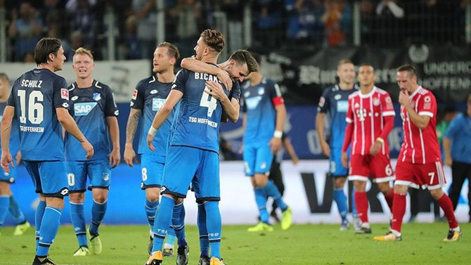 Bayern Münih, Hoffenheim'da ilk yenilgiyi aldı