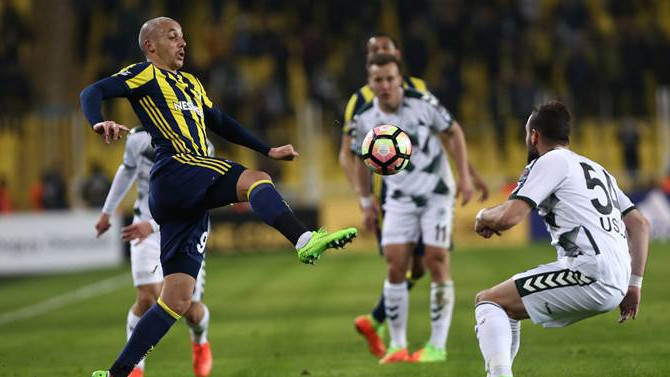 Fenerbahçe evinde kaybetti