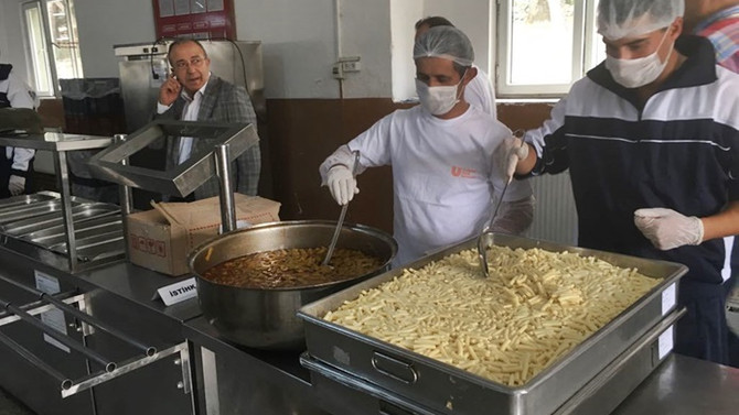 Kışladaki zehirlenmeye ilişkin gözaltı sayısı 24'e çıktı