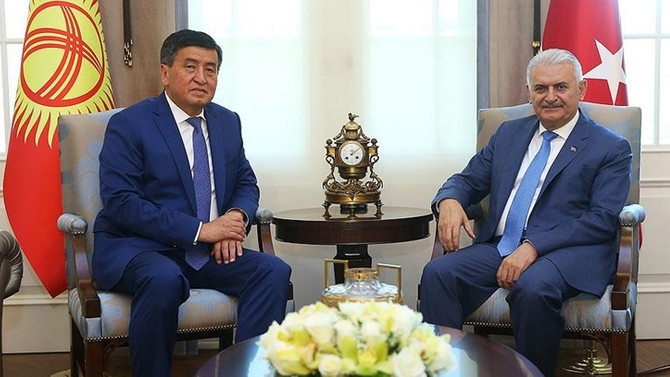 Yıldırım Ceenbekov ile görüştü
