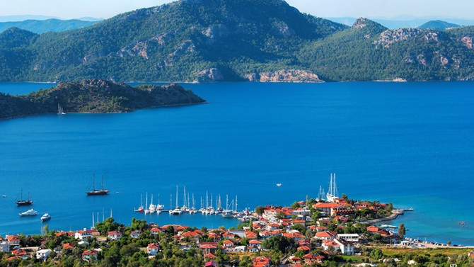 Marmaris, dört mevsim güzel...