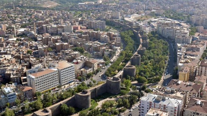 Diyarbakır ve Şanlıurfa'ya 21.5 milyon liralık destek