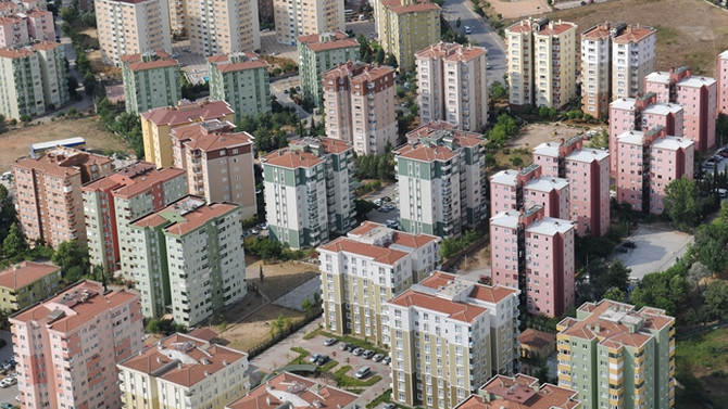 Yeni inşaatlar azalıyor, konutta stoklar 3 yılda erir