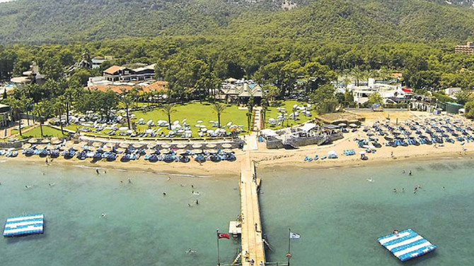 Club Salima’yı Celal Sönmez aldı