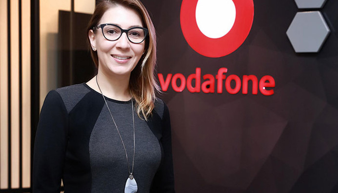 Vodafone Business bulut santral ile çağrı merkezleri eve taşınıyor