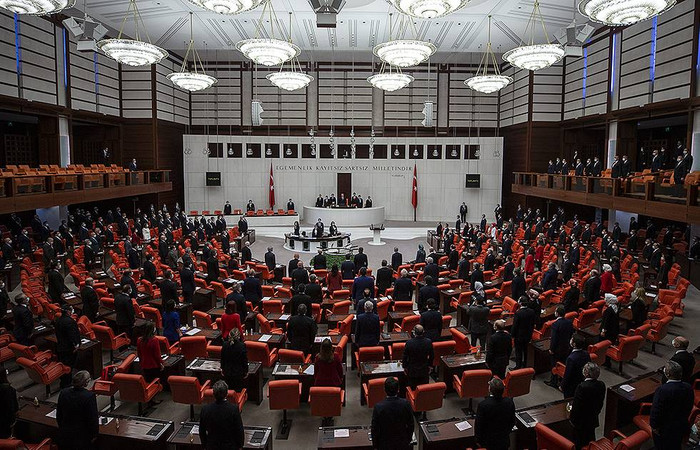 İşte önemli düzenlemeler Çoklu baro teklifi yasalaştı