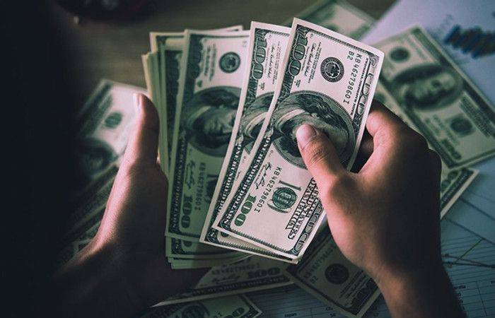 Uzmanlar DÜNYA'ya değerlendirdi Dolarda düşüş kalıcı olabilecek mi?