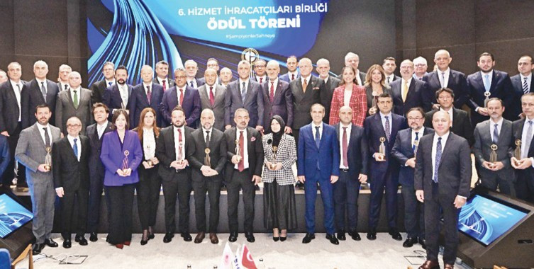 Hizmet ihracatçısı çok koştu 110 milyar dolar hedefini aştı