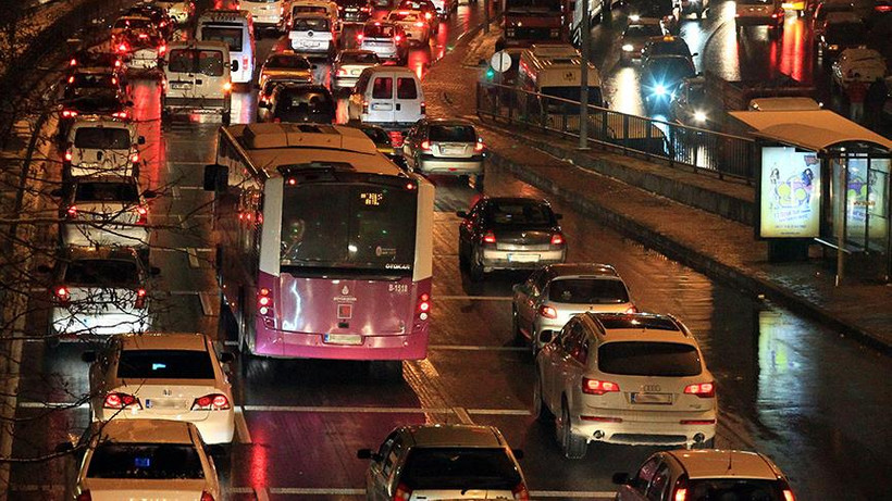 İETT'nin kadın yolculara özel gece düzenlemesi başladı