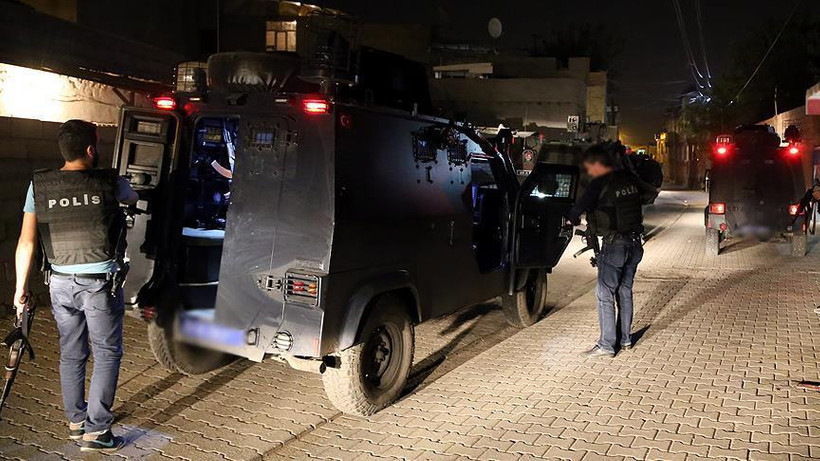 Ankara'da polise ses bombalı saldırı: 20 gözaltı