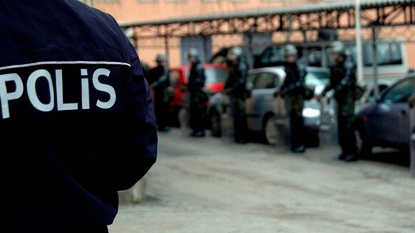 Siirt'te iki belediyeye operasyon