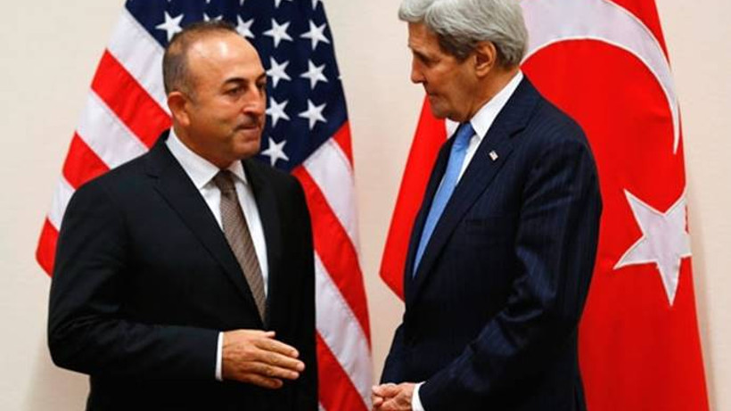 Çavuşoğlu, Kerry ile telefonda görüştü