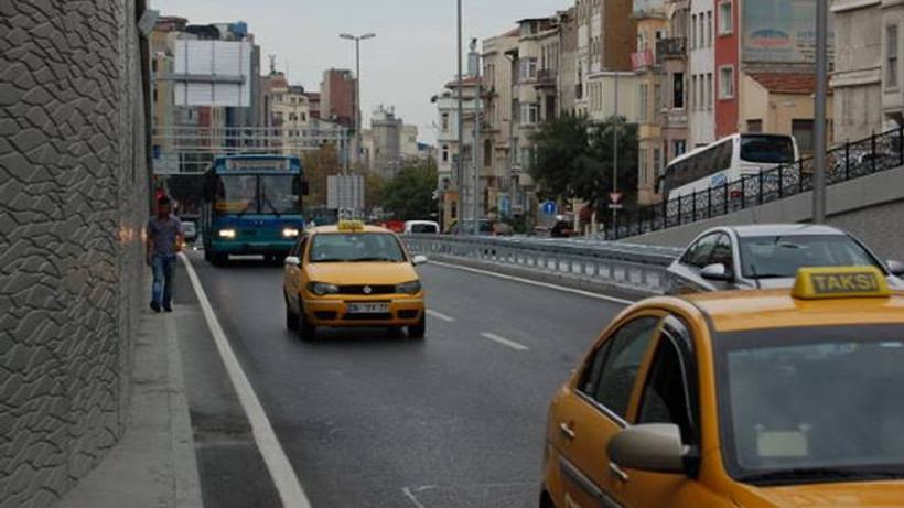 Beyoğlu'nda bazı yollar trafiğe kapatılacak