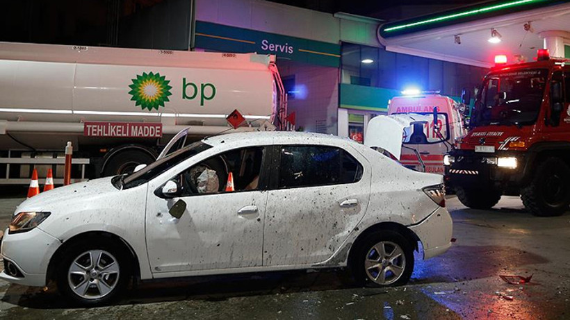 İstanbul'da otomobile el yapımı patlayıcı ile saldırı