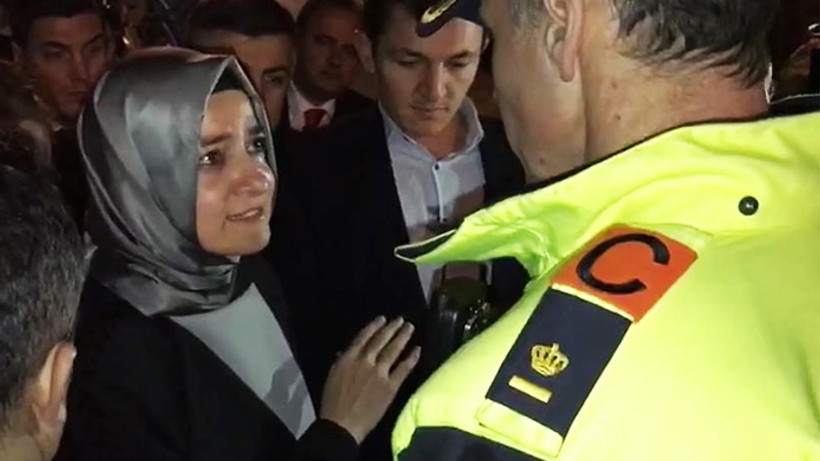 Bakan Kaya Türkiye'ye döndü