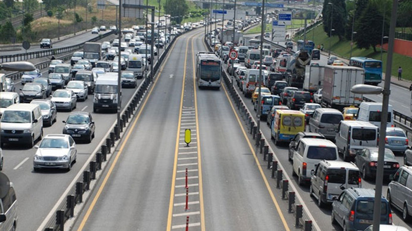 E-5 ve TEM'in altına otopark geliyor