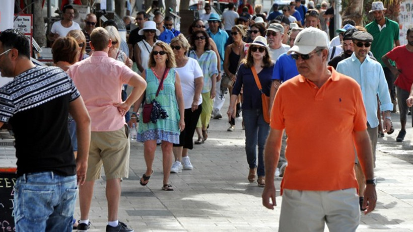 Kuşadası 2.5 milyon yerli turist bekliyor