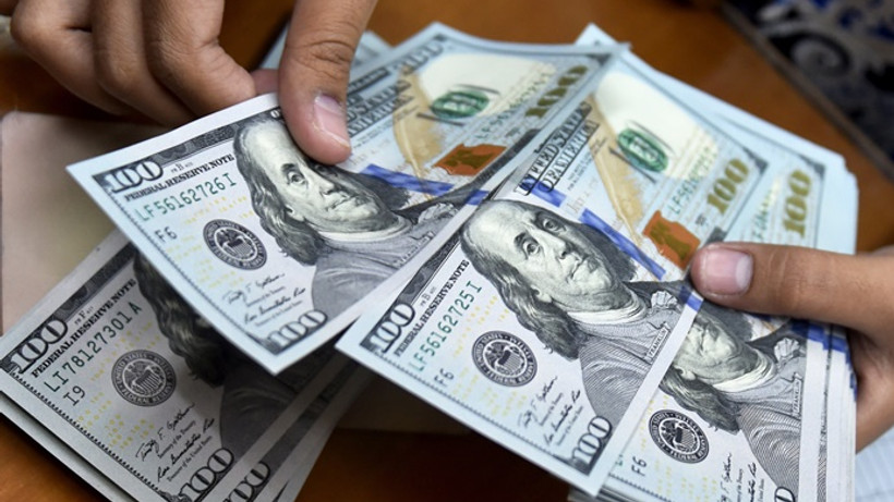 Swap talebi 1 milyar doların altında