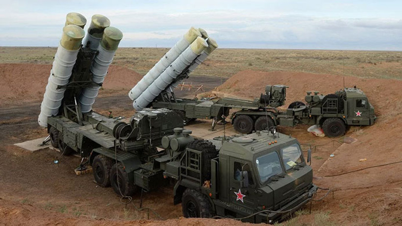 Hindistan, Rusya'dan S-400 almak için görüşmelere başladı