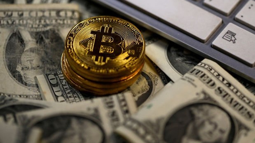 Bitcoin 1 haftada değerinin üçte birini kaybetti