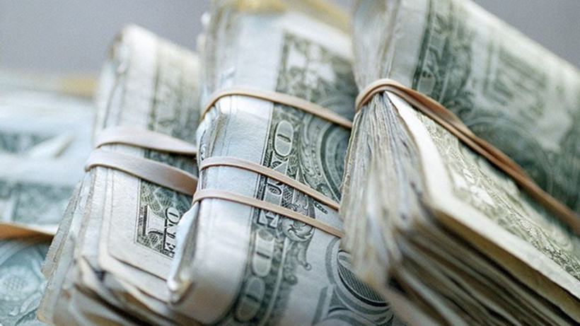 Dolar haftaya yatay başladı