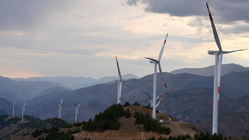 Enerjinin 1 milyar dolarlık rüzgarı "yüksekten" esecek