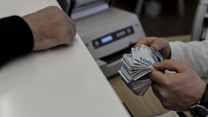 Bankacılık sektörü mevduatı 10.3 milyar TL arttı