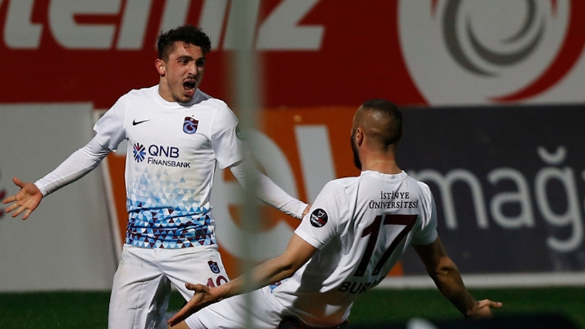 Trabzonspor geriye düştüğü maçtan galip ayrıldı