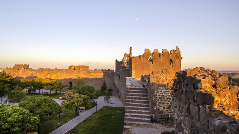 Diyarbakır’da turizmde yüzler gülmeye başladı