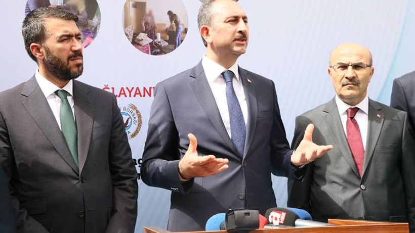 Gül: Her türlü hukuki yola müracaat yapıldı
