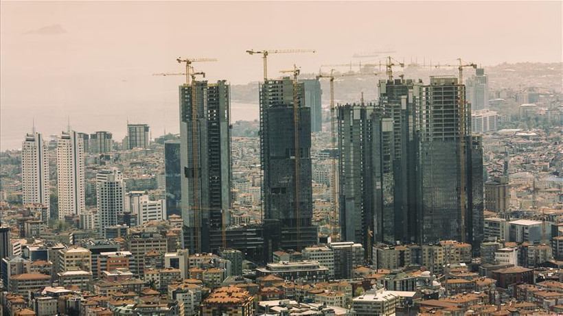Yatırımcı ilgisi arsa ve araziye kayıyor, dövizi olan bekliyor