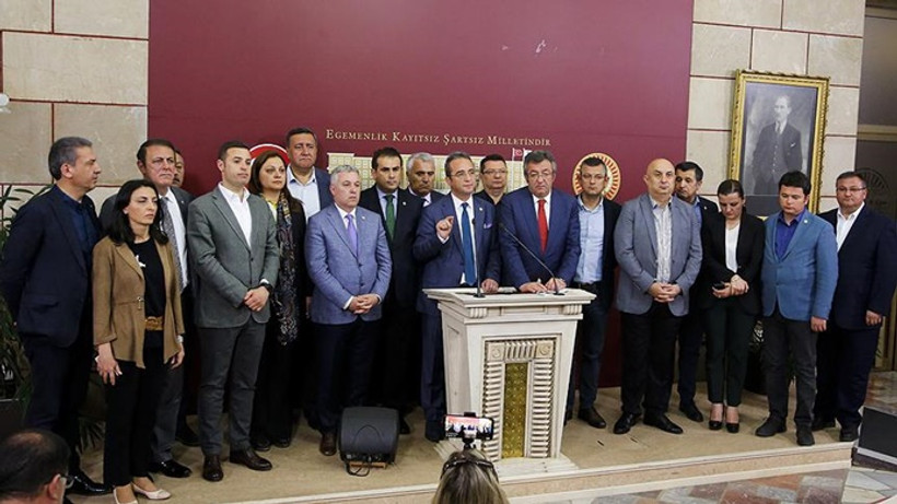 CHP'li 15 milletvekili İYİ Parti'ye katıldı