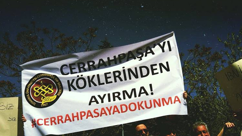 Cerrahpaşa Tıp'ta bölünme protestosu