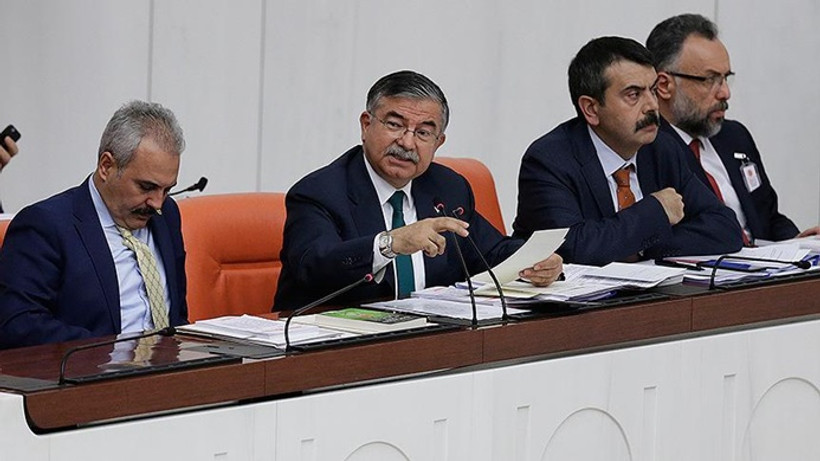 Yılmaz: Öğretmen istihdamını sözleşmeli gerçekleştireceğiz