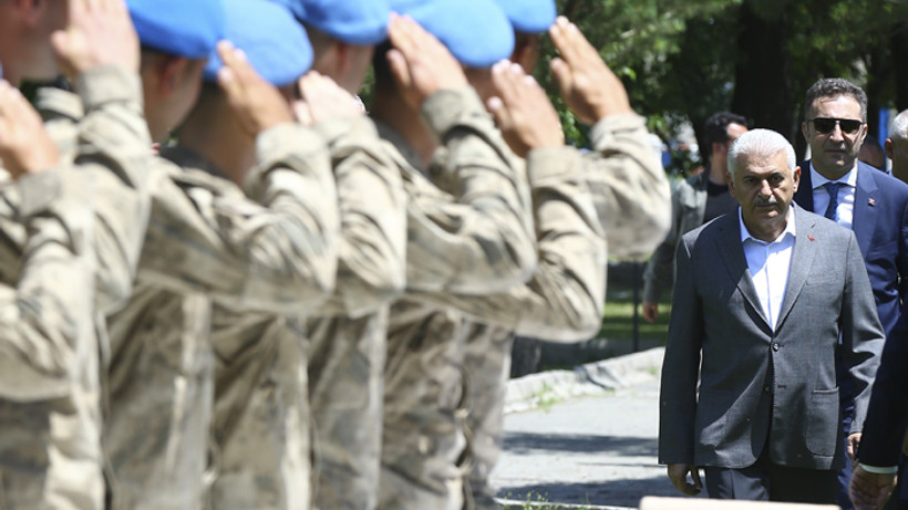 Yıldırım'dan komandolara bayram ziyareti